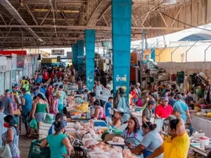 Comerciantes denunciam demolição de lojas sem aviso prévio no Mercado da Produção