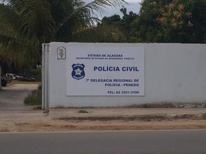 Após agredir a esposa na frente do filho, homem é preso em Penedo