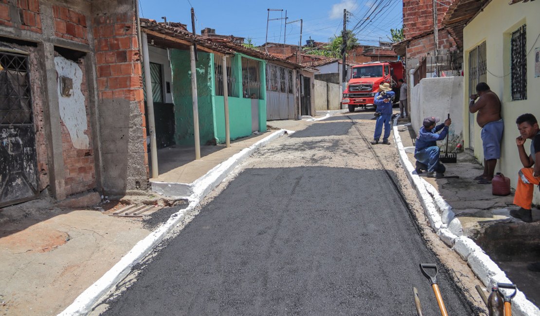 Ações do Brota na Grota chegam aos bairros da Gruta, Chã da Jaqueira e Benedito Bentes