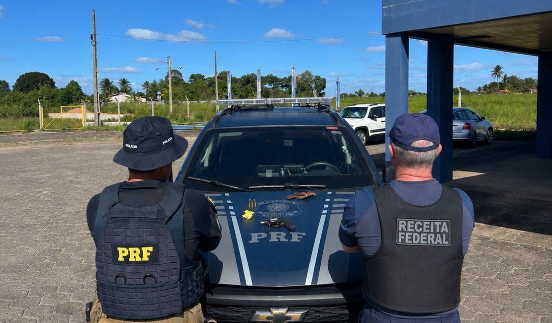 PRF e Receita Federal prende homem com arma e drogas em São Sebastião