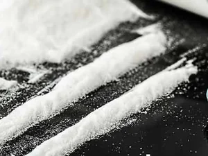 Suspeito é preso por tráfico de cocaína no bairro do Vergel do Lago, em Maceió