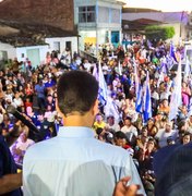 Antonio e Nivaldo Albuquerque reúnem multidão em Passo de Camaragibe e respondem a Cícero Cavalcante