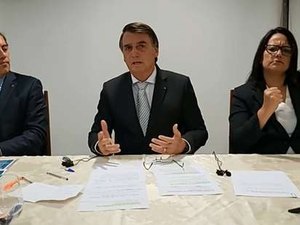 Em live, Bolsonaro ignora morte de Senador Major Olimpio