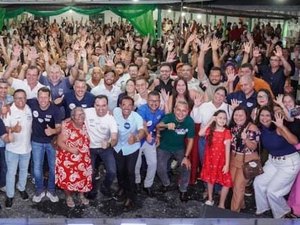 Prefeito Marcos Silva apresenta resultados da gestão, critica adversários, reforça o compromisso com o desenvolvimento da cidade e enaltece parcerias