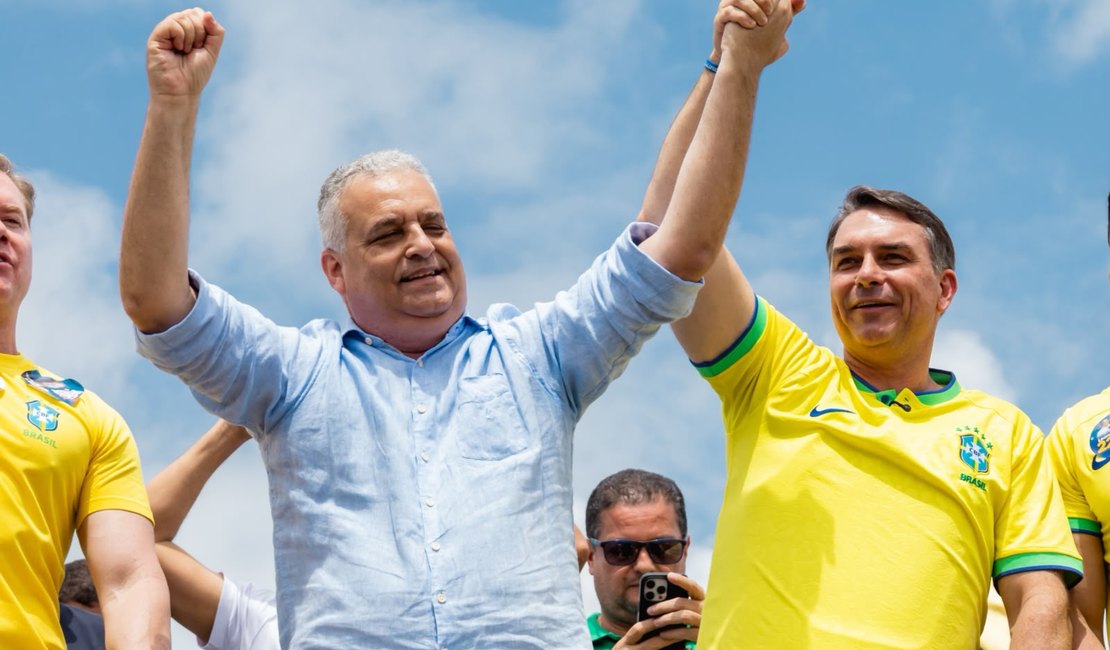 Flávio e Alfredo são recebidos por multidão em dia histórico para Arapiraca