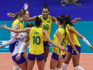 Brasil vence Sérvia e se reabilita na Liga das Nações feminina