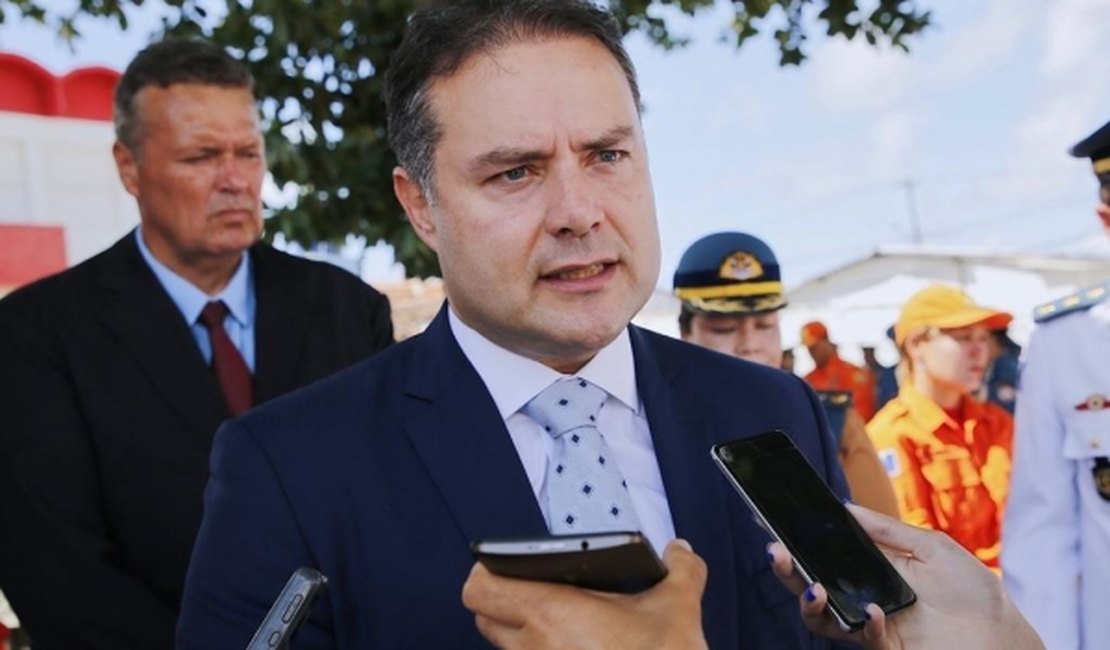 Renan Filho convida o presidente para acompanhar ações no Pinheiro