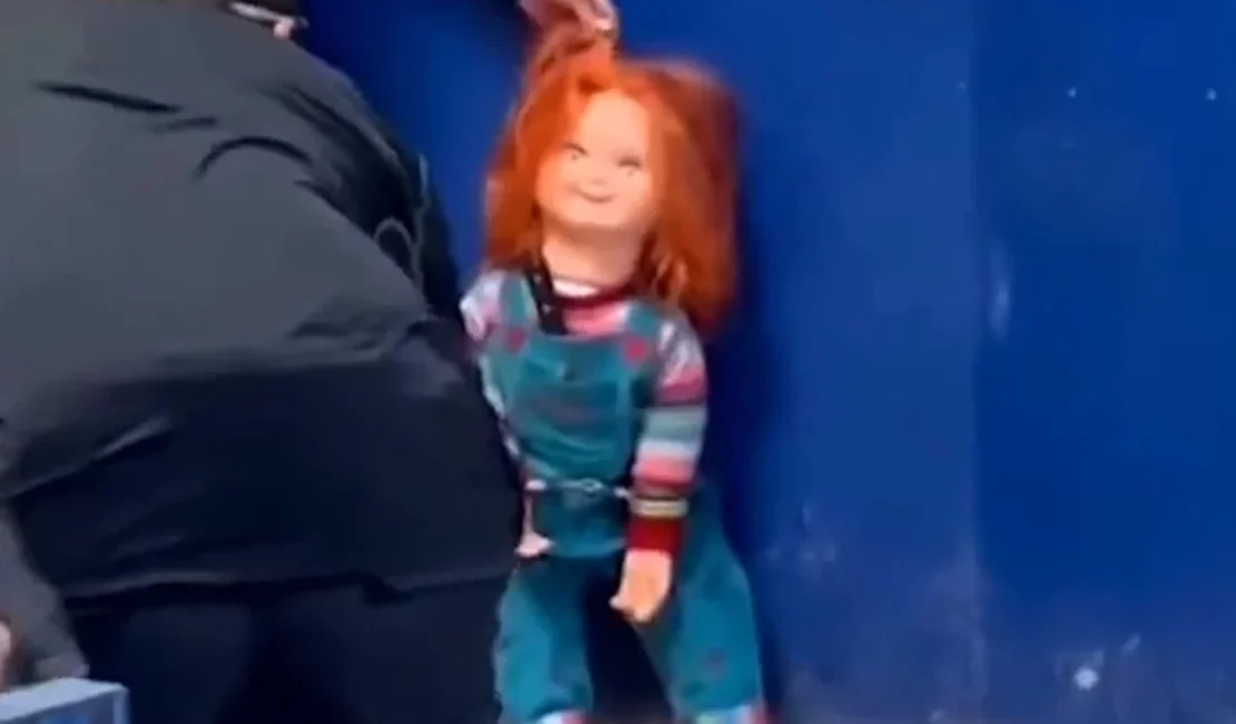 Boneco Chucky é preso por “ameaçar” pessoas com uma faca no México