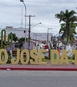 Denunciado esquema de desvio de quase R$ 1 milhão entre prefeito e vereadores em cidade do Sertão