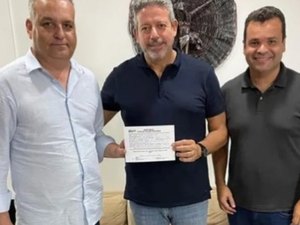 Arthur Lira e Alfredo Gaspar travam “batalha silenciosa” pelo título de deputado federal mais votado