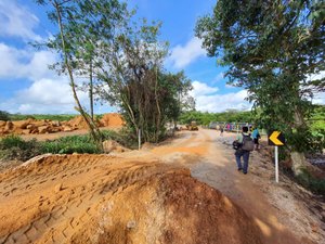 Três rodovias estaduais ainda estão bloqueadas em decorrência das chuvas, comunica BPRv