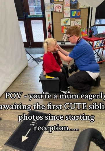 Mãe recebe fotos escolares dos filhos e se surpreende com resultado