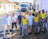 Luciano Barbosa acompanha serviços de recapeamento no bairro Cacimbas