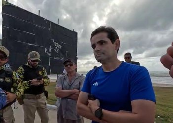 [Vídeo] Novos vídeos mostram deputado tentando prender em flagrante agente de trânsito