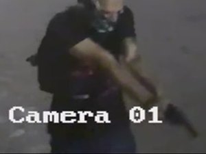 Polícia Civil divulga imagens de suspeito de homicídio no Jacintinho
