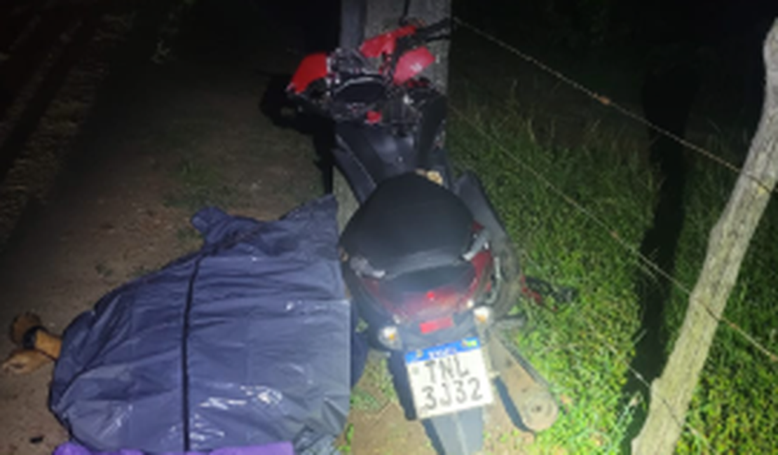 Motociclista e garupa morrem após colisão contra poste na AL-380, em Girau do Ponciano