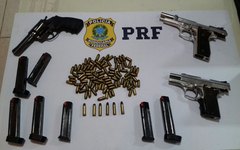 PRF apreende armas irregulares no Sertão