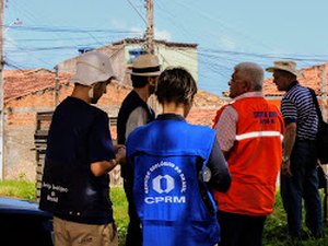 Serviço Geológico divulga primeiras informações sobre rachaduras no bairro do Pinheiro