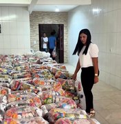 Pessoas afetadas pelas chuvas em São Luís do Quitunde recebem doações