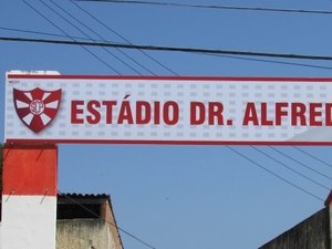 Para comprar refletores, time de  Alagoas vai rifar animais