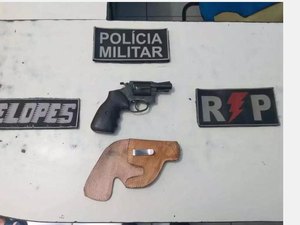 Arma é apreendida durante blitz em Palmeira dos Índios