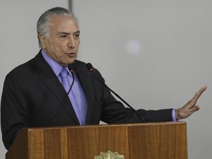 Temer diz que Brasil nunca pensou em fechar fronteiras