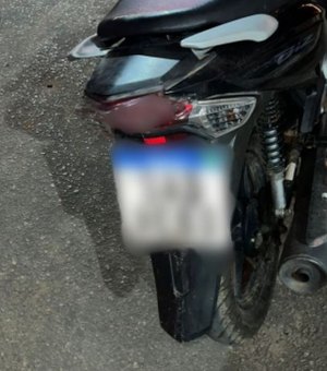 Moto furtada é recuperada pela polícia minutos após o crime