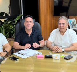 Com o ‘pé em duas canoas’, George Clemente é convocado ao Palácio Zumbi dos Palmares