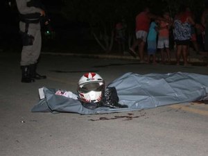 Idoso morre e jovem fica ferido após colisão entre motos em Joaquim Gomes