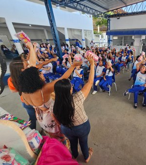 Programa Dignidade Menstrual beneficia 12 mil alunas de escolas municipais de Maceió