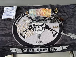 PM apreende 24 armas de fogo e cerca de 30kg de drogas na última semana de agosto