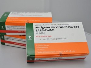 Nova remessa de vacinas chega a AL e imunizará idosos entre 72 e 74 anos