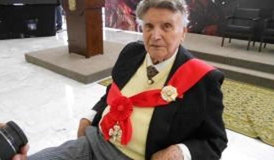 Morre no Rio Orlando Orfei, um dos maiores nomes do circo