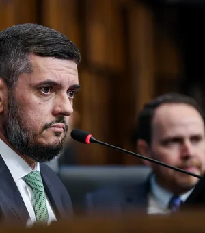 Após deixar prisão, Rodrigo Bacellar se licencia do mandato na Alerj