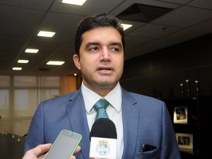 Em Brasília, Rui cobra recursos para minimizar danos das chuvas em Maceió