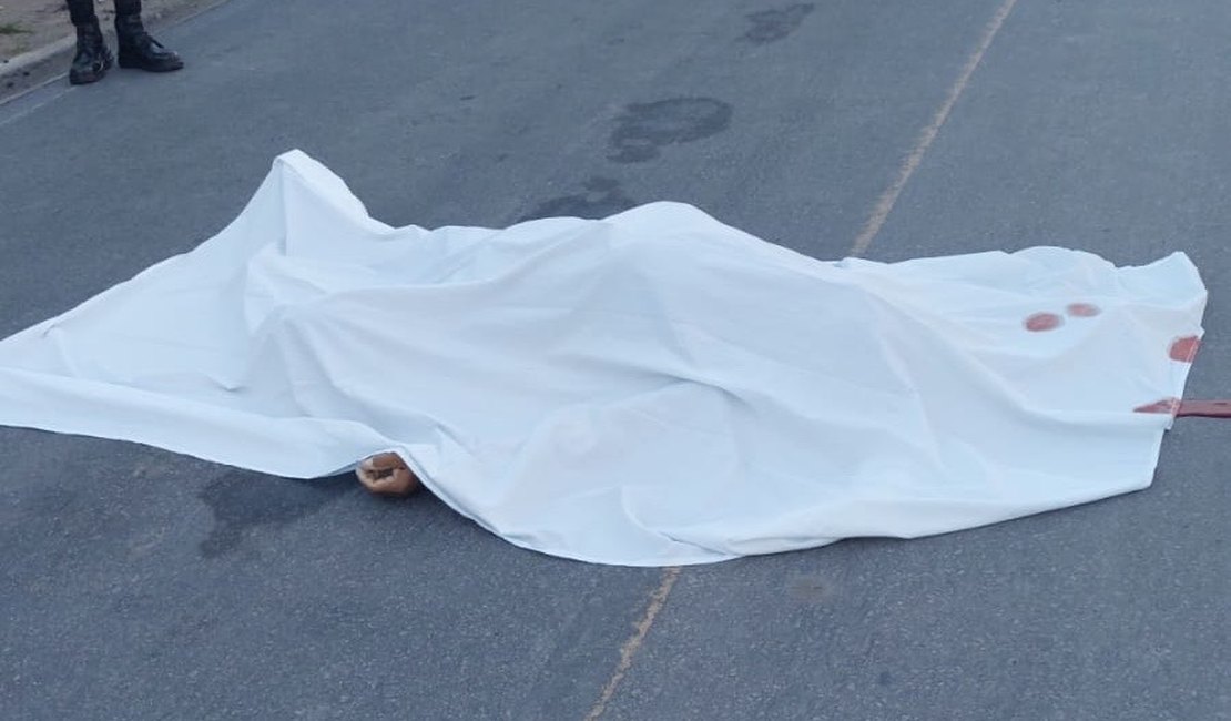 Sargento da PM é morto a tiros no meio da rua no Conjunto Salvador Lyra, em Maceió