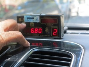 Taxistas de Alagoas passam a cobrar bandeira 2 a partir desta terça-feira (6)