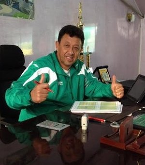 Experiente, técnico Lorival Santos aguarda definições para temporada 2017