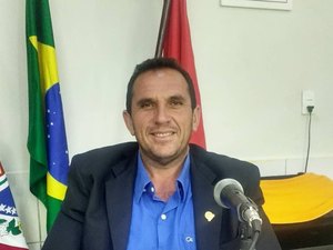 Vereador dá murro em enfermeiro dentro de hospital público