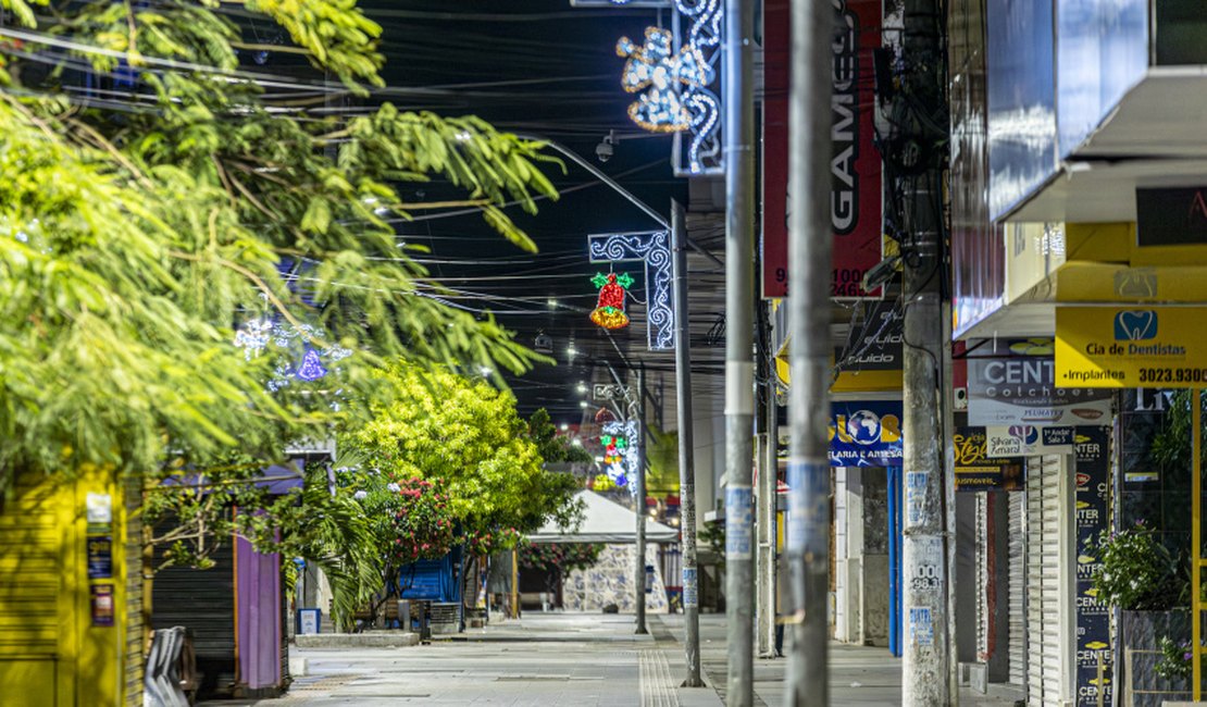 Centro de Maceió ganha iluminação em LED