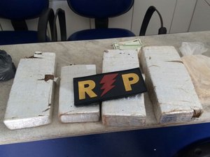 Homem é preso por tráfico de drogas na Cabo Reis