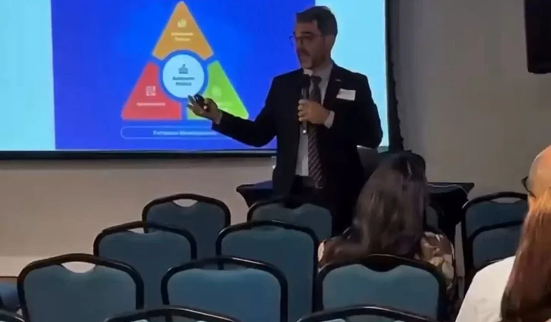 Confederação Nacional de Municípios capacita técnicos municipais em Alagoas