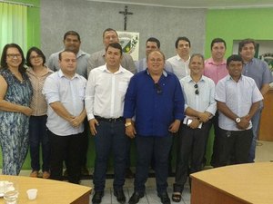 “Não tive acesso ao documento que pede a anulação da minha eleição”, afirma Léo Saturnino