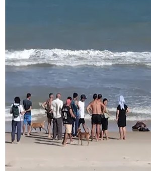 Corpo de homem é encontrado com corda amarrada ao corpo em praia de Alagoas