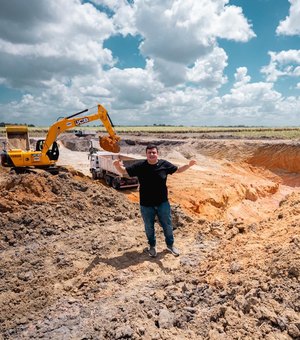 Prefeito de Rio Largo acompanha avanço da macrodrenagem do Brasil Novo