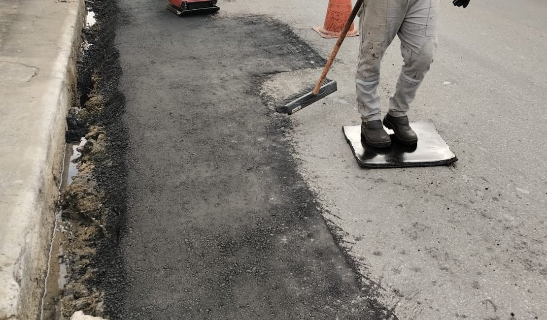 DER/AL requalifica trechos da rodovia AL 101 Norte no Passo de Camaragibe
