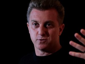 Ato contra Bolsonaro reúne Huck, Marina, Ciro e Haddad