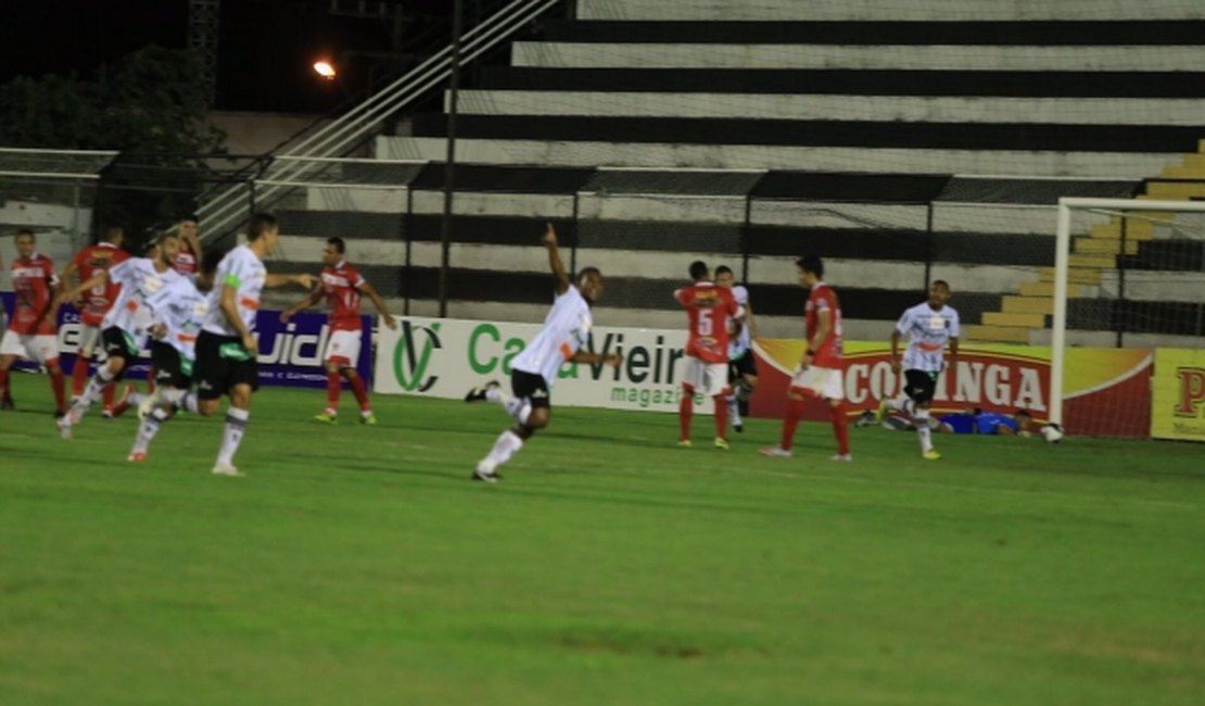 ASA se aproxima do CSA e fica com 2º melhor ataque