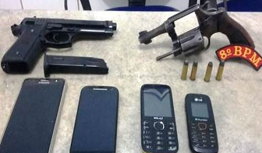 Suspeitos de assalto são detidos com revólver e quatro celulares em Maceió