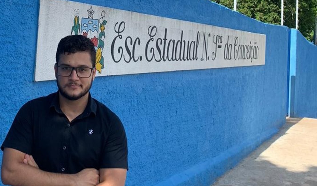 Ex-aluno de escola estadual realiza sonho e vira mestre em Lagoa da Canoa  